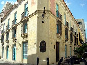 El Comendador Hotel. Façade